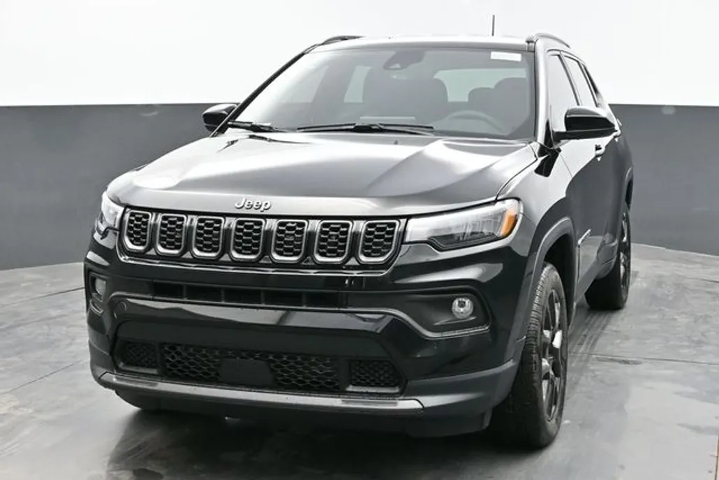 2025 Jeep Compass Latitude photo 1