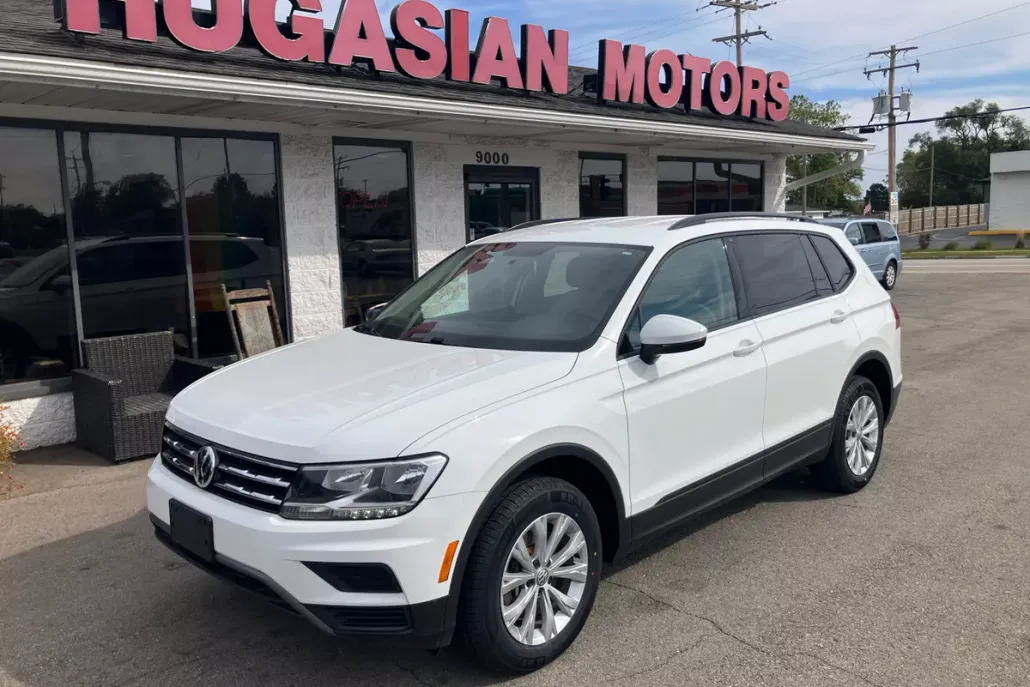 2020 Volkswagen Tiguan S photo 1
