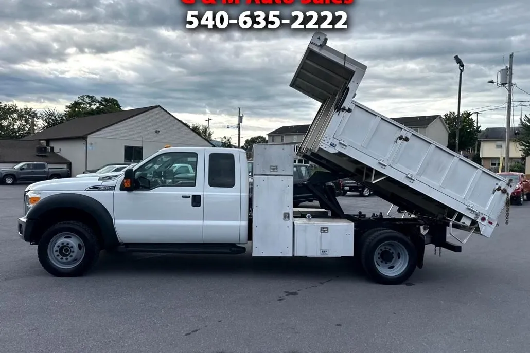 2013 Ford F-550 XLT photo 1