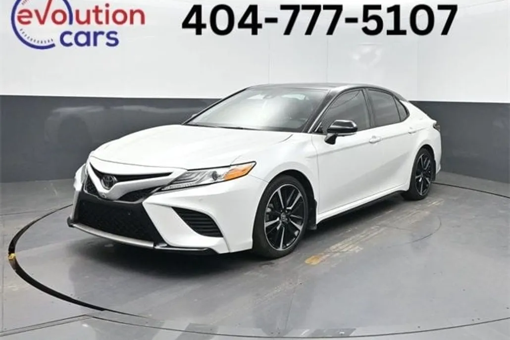 2020 Toyota Camry XSE photo 1