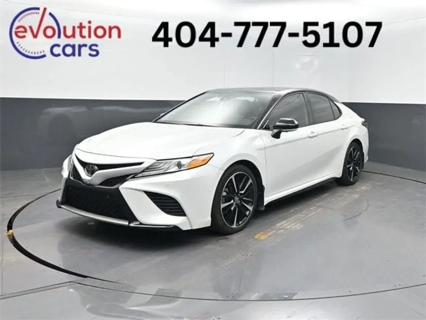 2020 Toyota Camry XSE photo 1