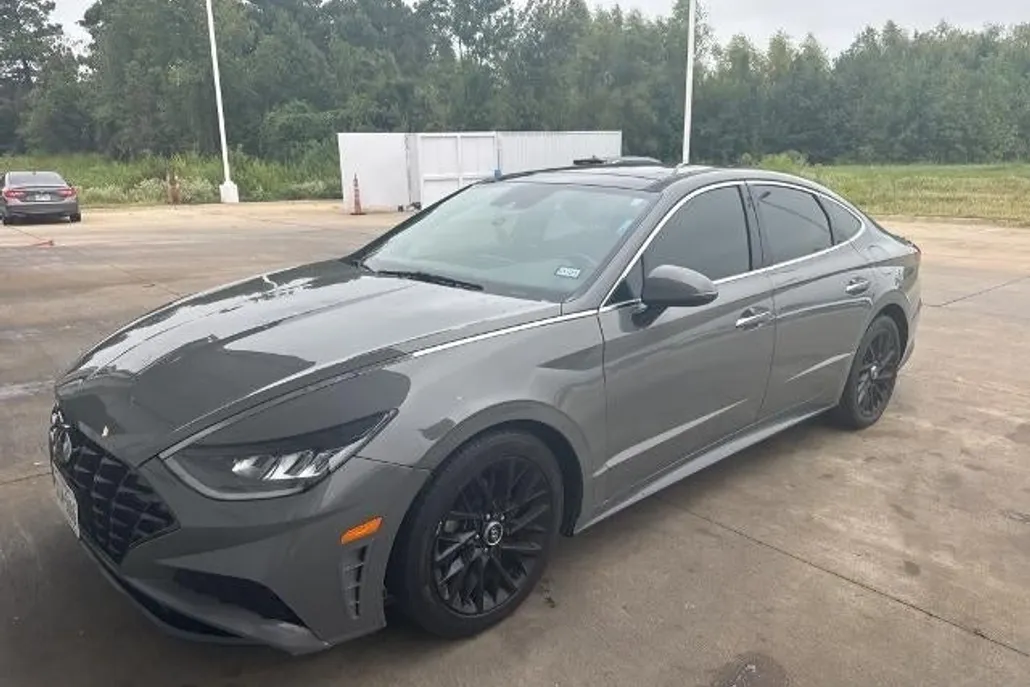 2020 Hyundai Sonata SEL Plus photo 1
