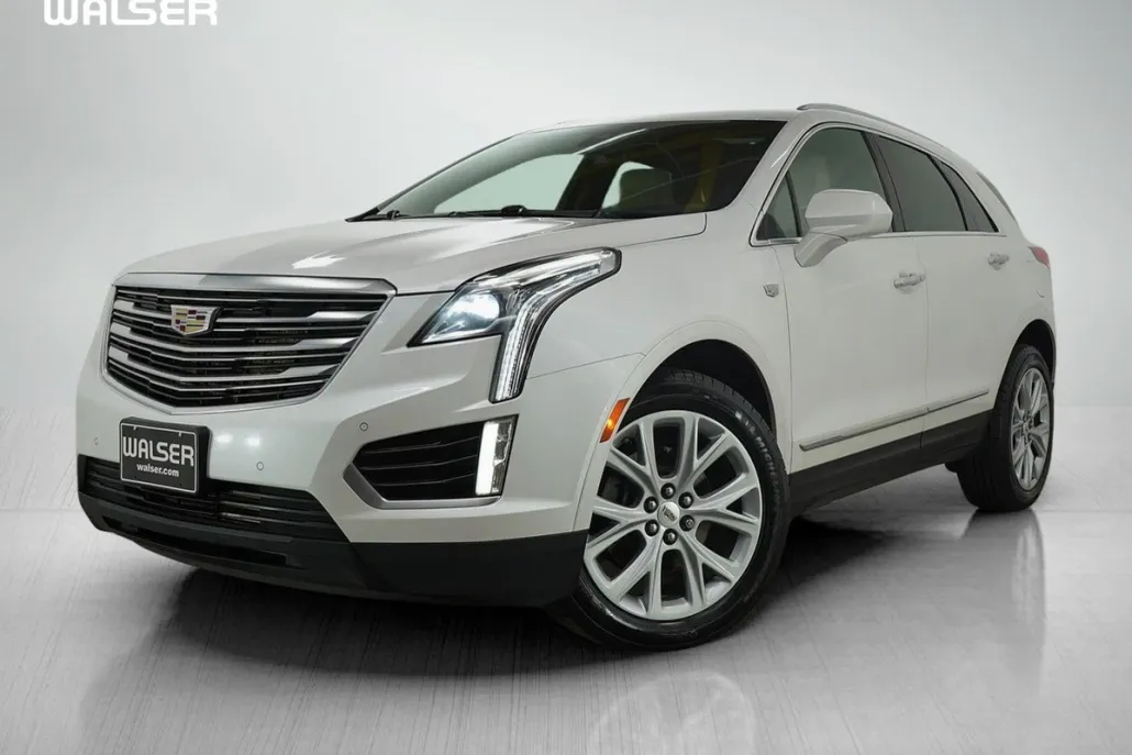 2017 Cadillac XT5 Luxury photo 1