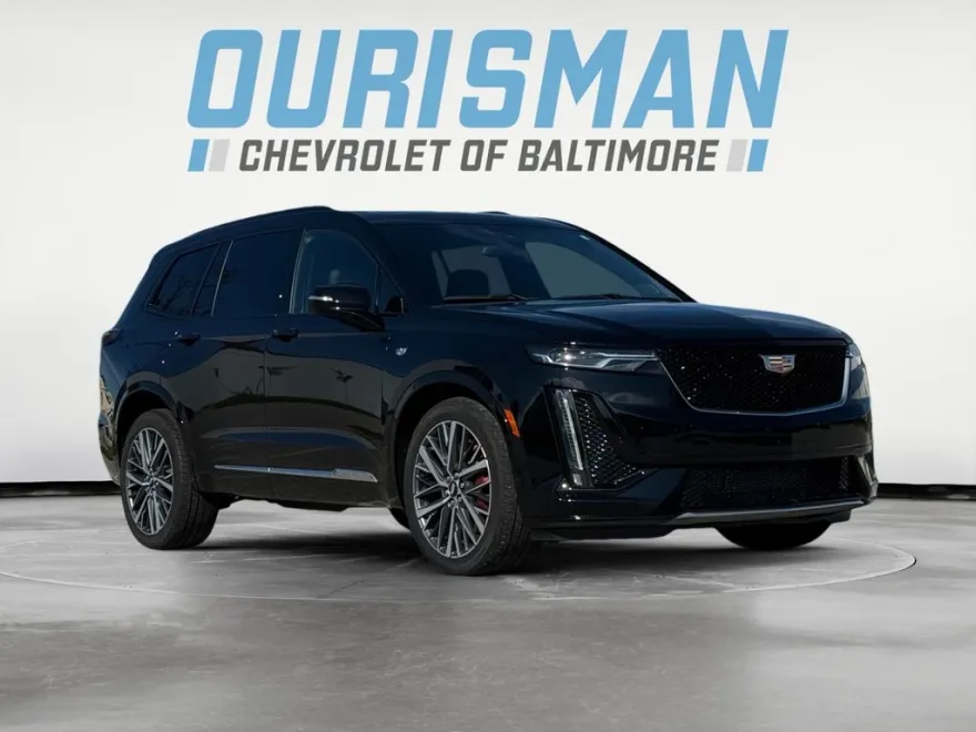 2023 Cadillac XT6 Sport photo 1