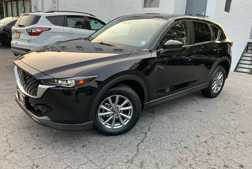 2022 Mazda CX-5 2.5 S Preferred photo 1