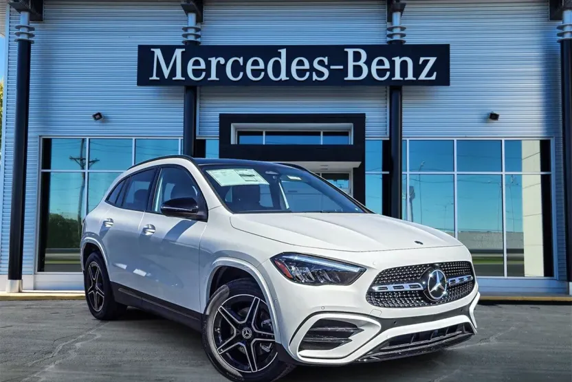 2025 Mercedes Benz GLA 250 4MATIC photo 1
