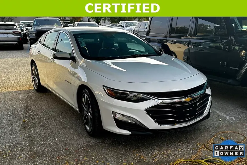 2025 Chevrolet Malibu 1LT photo 1