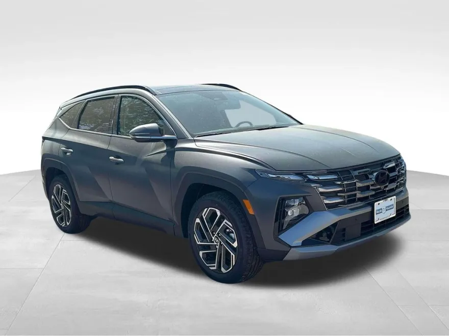 2025 Hyundai Tucson Limited photo 1