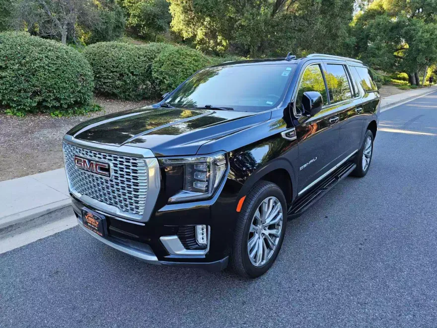 2021 Gmc Yukon XL Denali photo 1