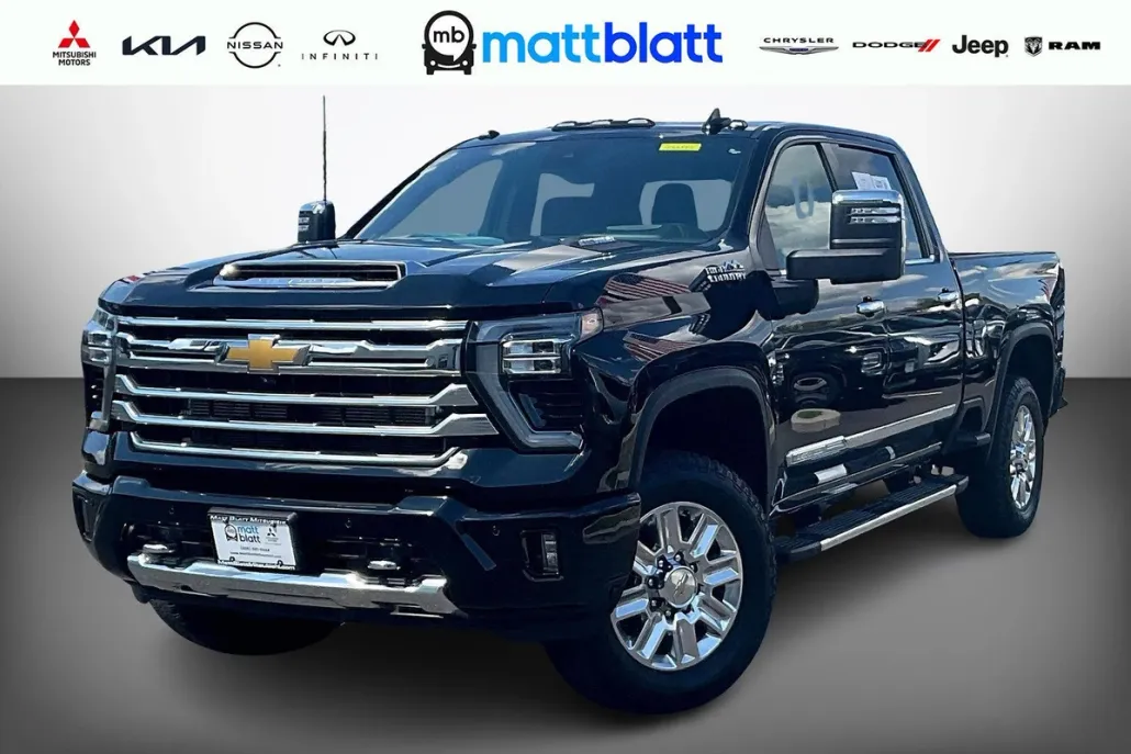 2025 Chevrolet Silverado 3500HD High Country photo 1