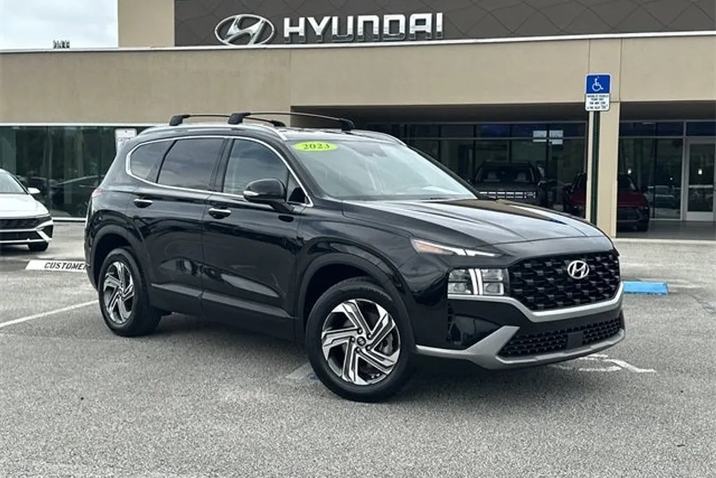 2023 Hyundai Santa Fe SEL photo 1