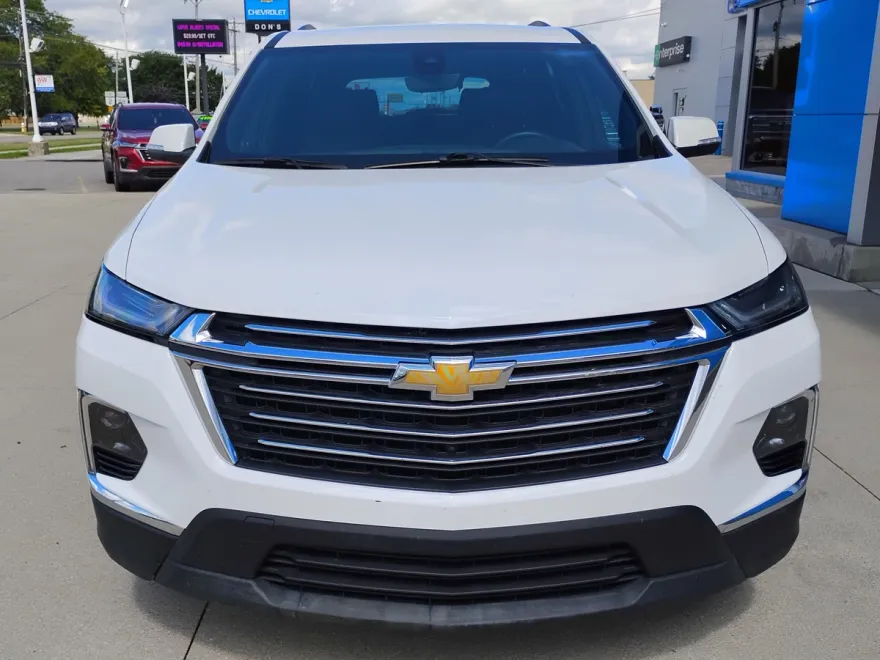 2023 Chevrolet Traverse Leather photo 1