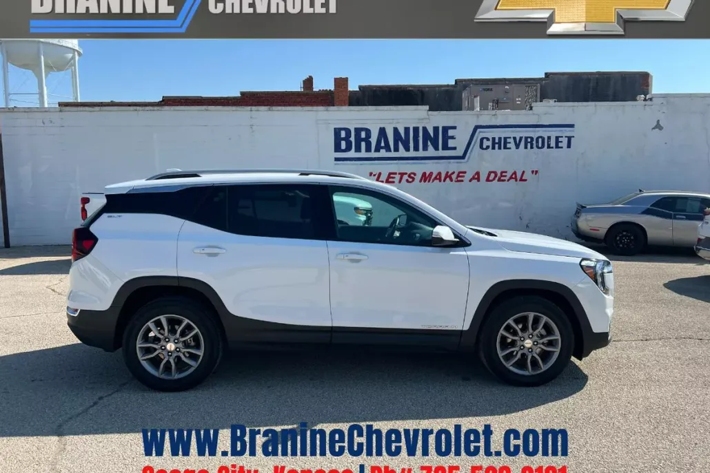 2024 Gmc Terrain SLT photo 1