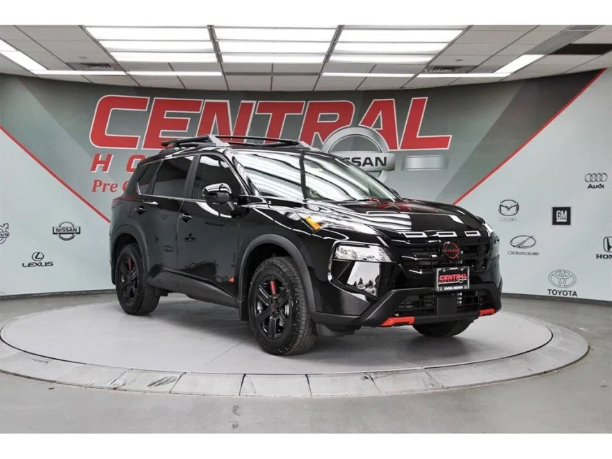 2026 Nissan Rogue SV photo 1