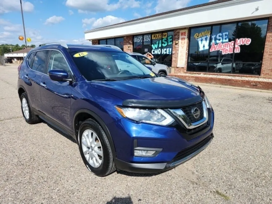 2018 Nissan Rogue S photo 1