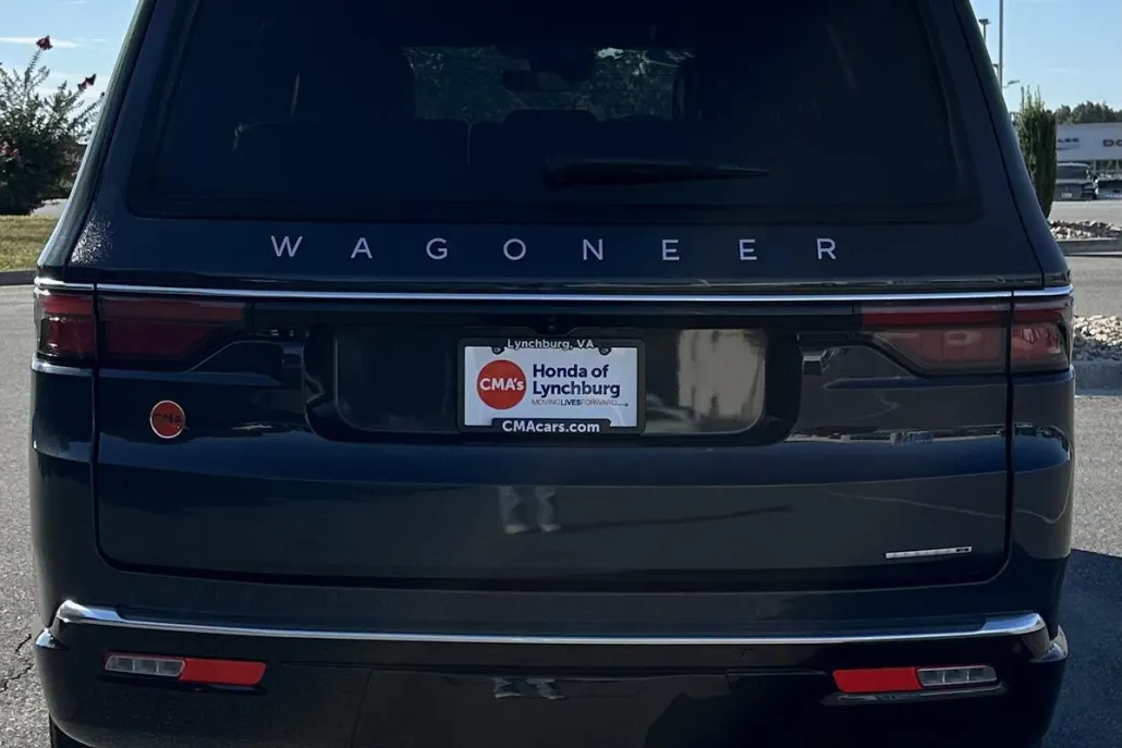2024 Jeep Wagoneer Series II photo 1