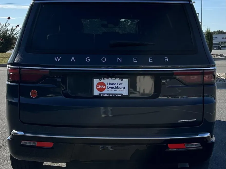 2024 Jeep Wagoneer Series II photo 1