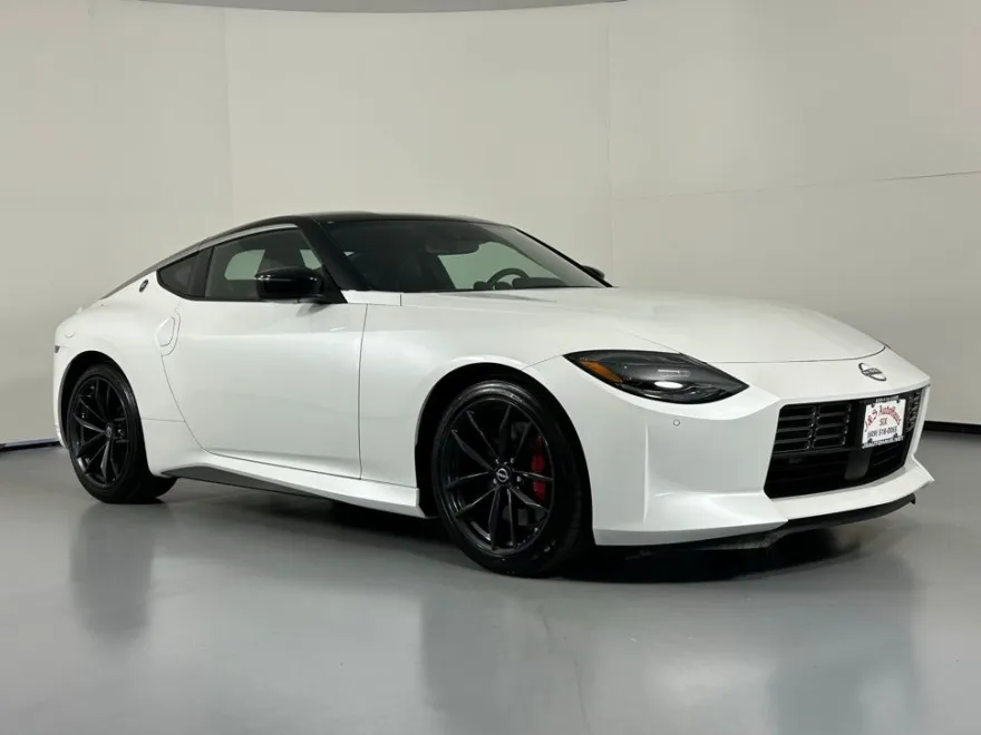 2024 Nissan Z Performance photo 1