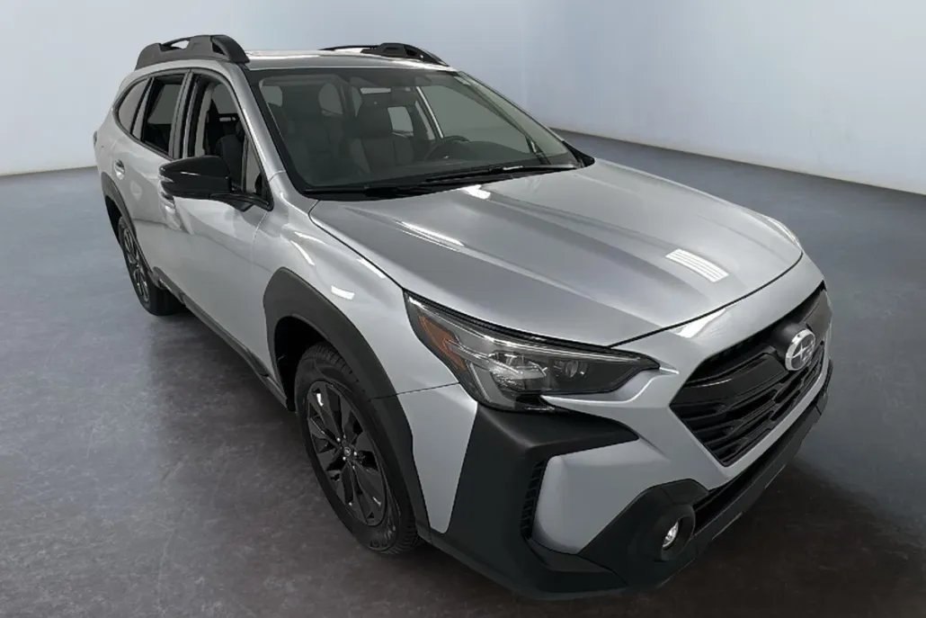 2025 Subaru Outback Onyx Edition photo 1