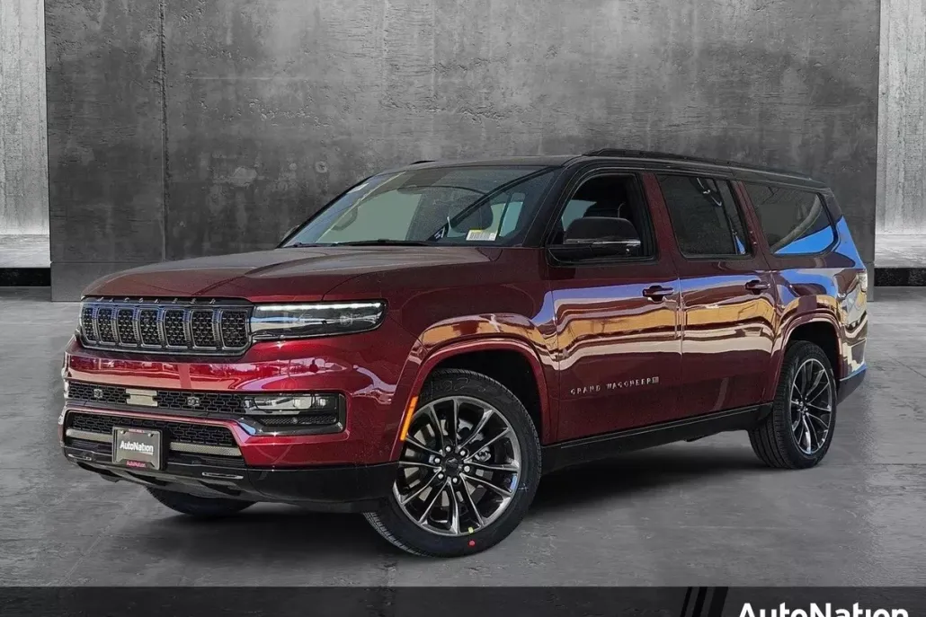 2025 Jeep Grand Wagoneer L II photo 1