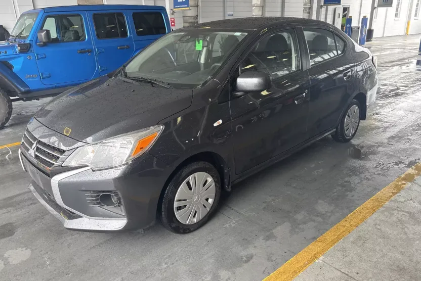 2024 Mitsubishi Mirage G4 photo 1