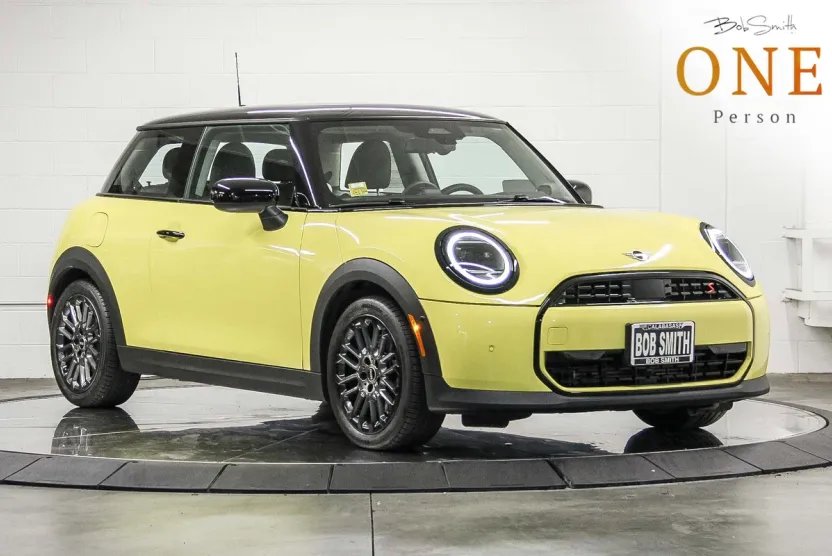2025 Mini Cooper 2 Door Hardtop S photo 1