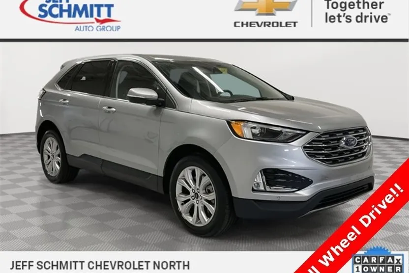 2024 Ford Edge Titanium photo 1