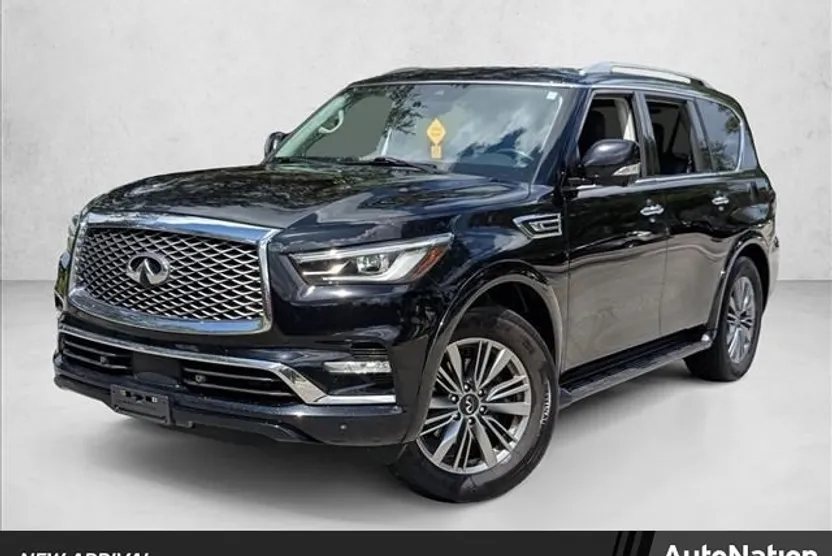 2021 Infiniti QX80 Luxe photo 1