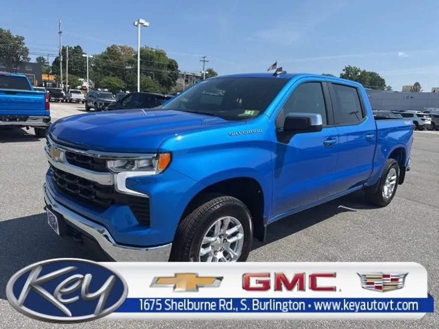2026 Chevrolet Silverado 1500 LT photo 1