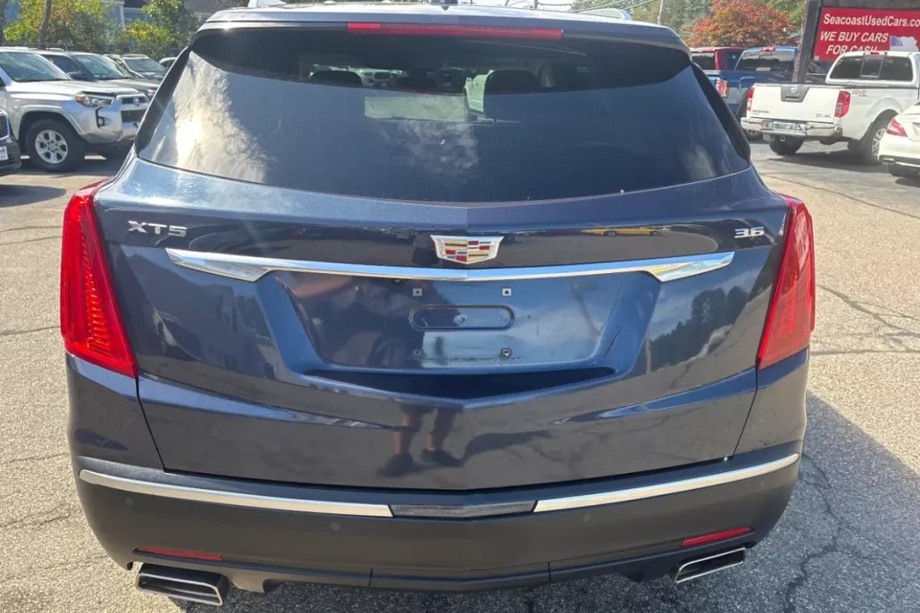 2018 Cadillac XT5 Luxury photo 1