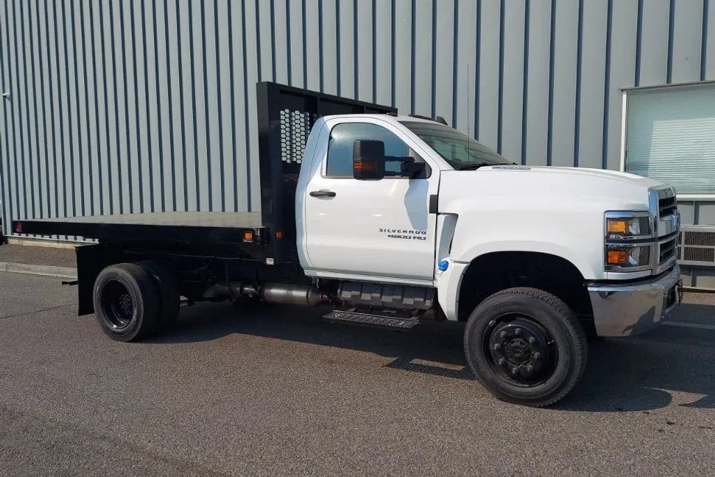 2023 Chevrolet Silverado 4500HD LT photo 1