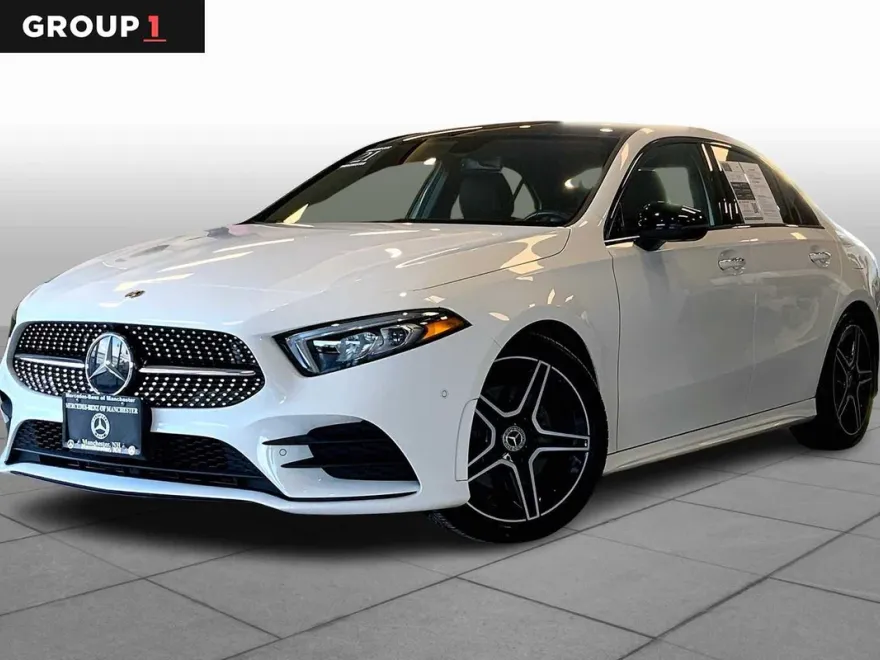 2021 Mercedes Benz A 220 4MATIC photo 1