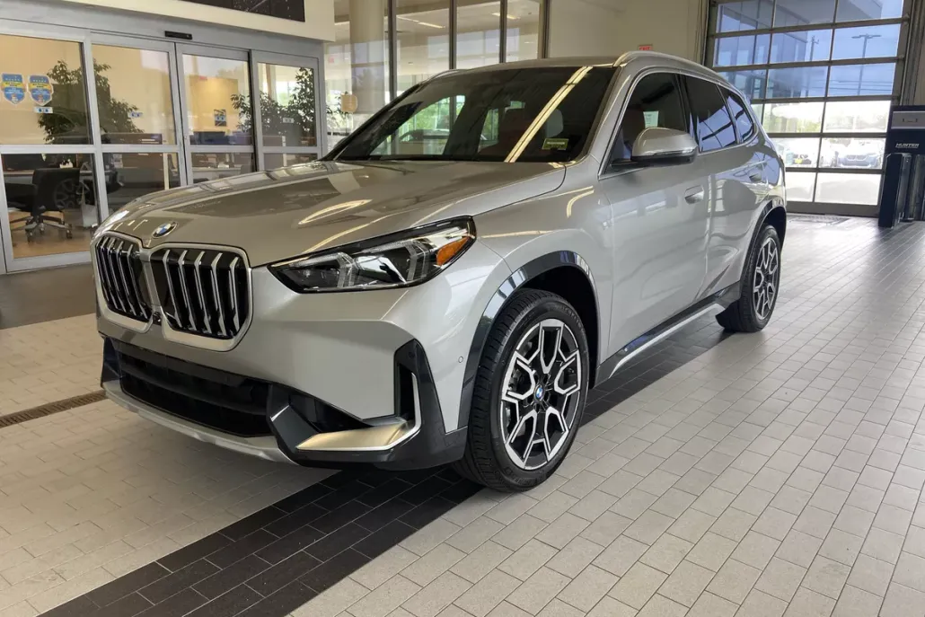 2025 Bmw X1 XDrive28i photo 1