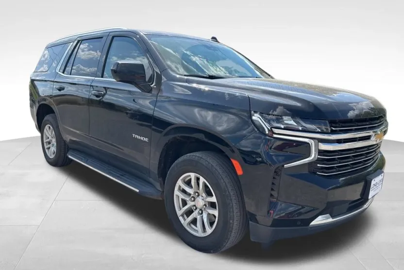 2023 Chevrolet Tahoe LT photo 1