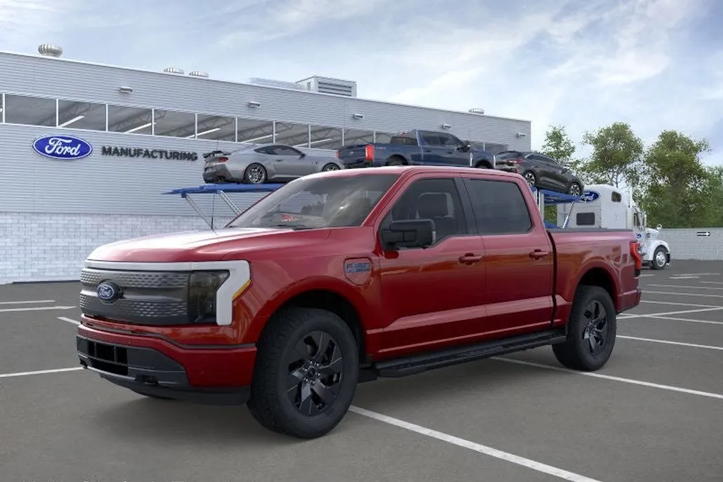2025 Ford F-150 Lightning photo 1