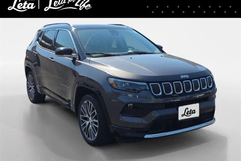 2022 Jeep Compass Limited photo 1