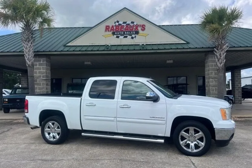2013 Gmc Sierra 1500 SLE photo 1