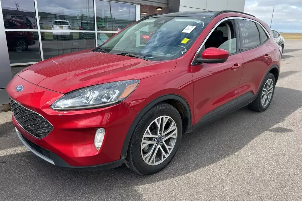 2022 Ford Escape SEL photo 1