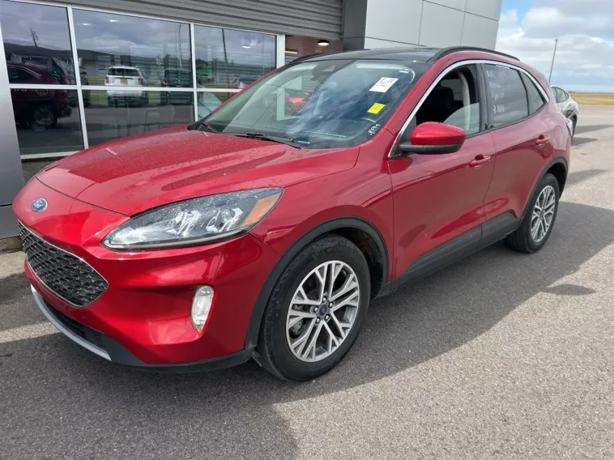 2022 Ford Escape SEL photo 1