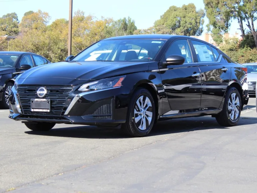 2025 Nissan Altima 2.5 S photo 1