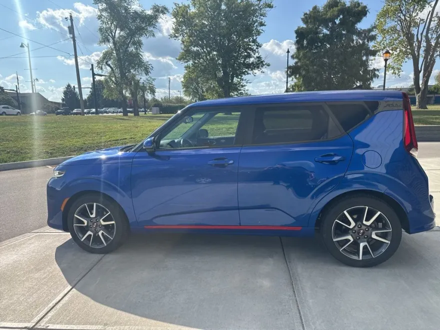 2020 Kia Soul GT-Line Turbo photo 1
