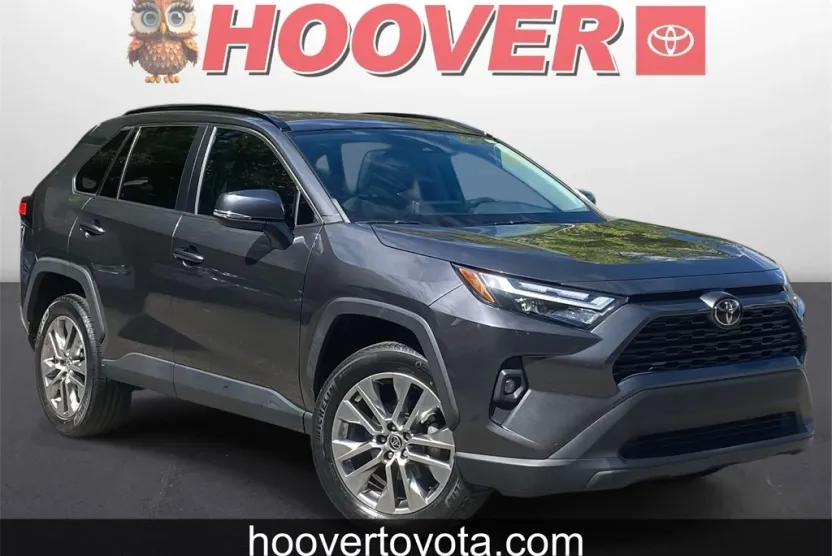 2023 Toyota RAV4 XLE Premium photo 1