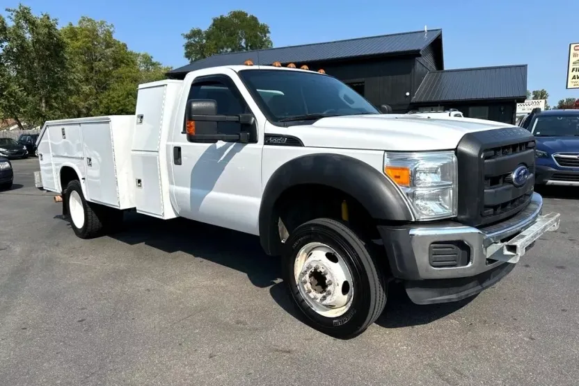 2016 Ford F-550 XL photo 1