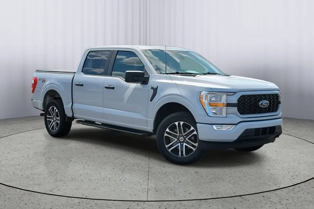 2022 Ford F-150 XL photo 1