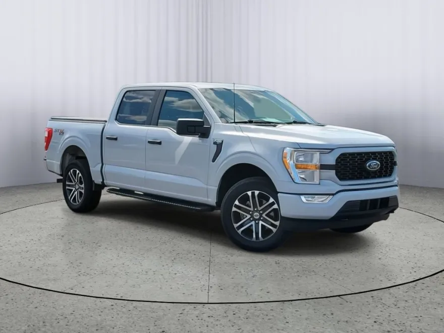 2022 Ford F-150 XL photo 1