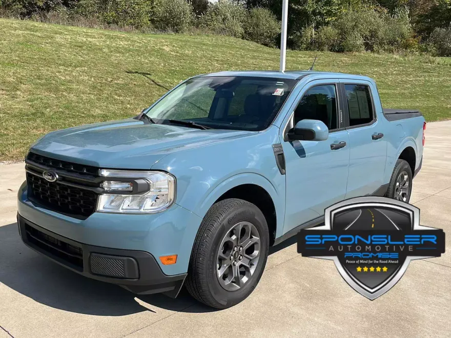 2022 Ford Maverick XLT photo 1