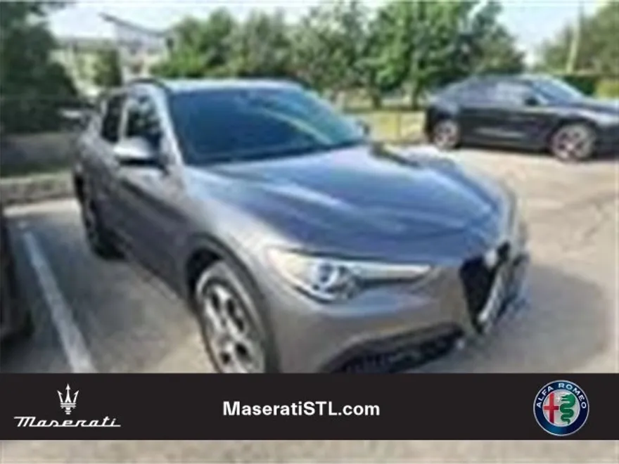 2022 Alfa Romeo Stelvio Sprint photo 1