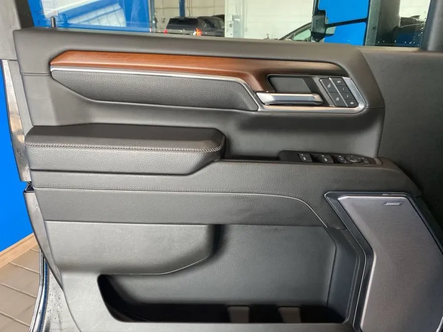 2024 Gmc Sierra 2500 HD Denali photo 1