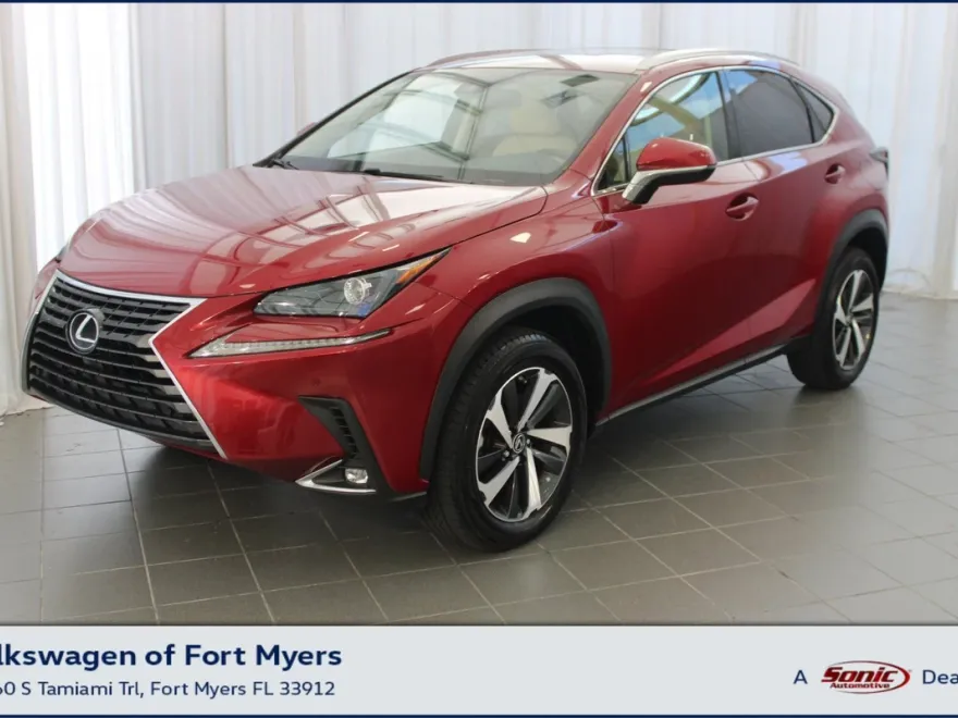 2021 Lexus NX 300 photo 1