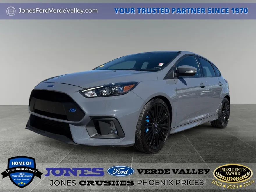 2017 Ford Focus RS photo 1